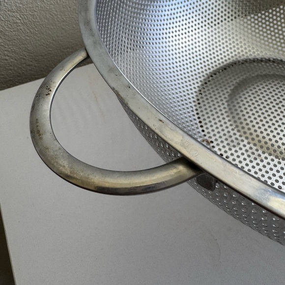 Vintage Aluminum Colander – 12” Mid-Century Kitchen Strainer - Picture 4 of 13